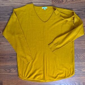 Women’s sweater